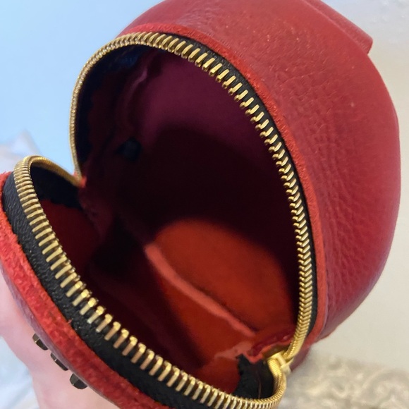 Portland Leather Goods Flamenco Sydney Sling Bag - Picture 2 of 14